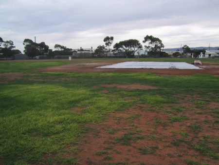 Oval10