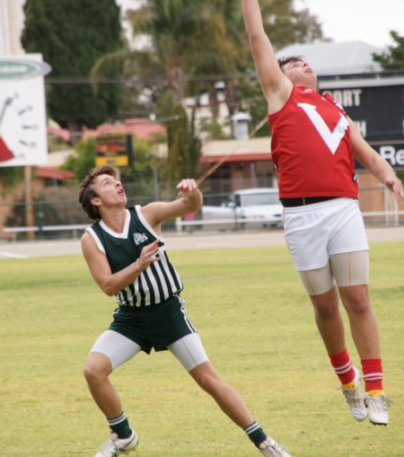 vSouth190610-3