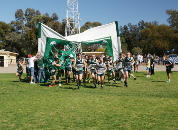 ThirdsGrandFinal2014 04