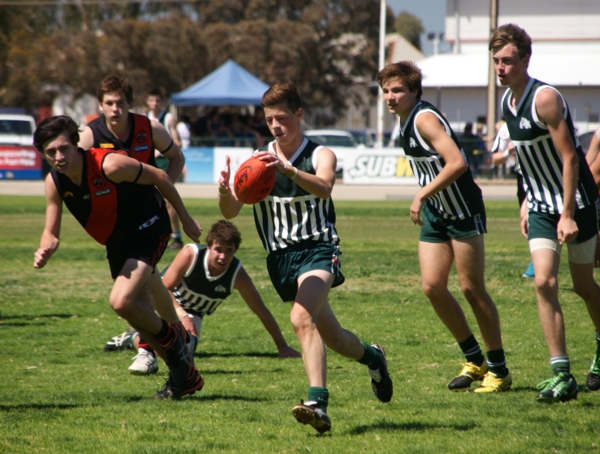 ThirdsGrandFinal2014 30