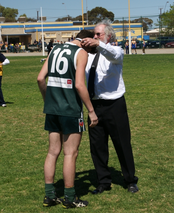 ThirdsGrandFinal2014 45