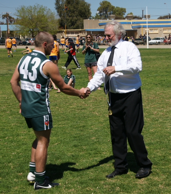 ThirdsGrandFinal2014 56