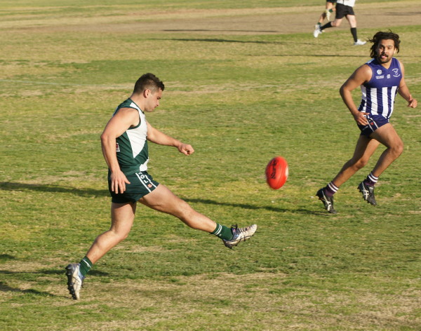 photosVwestLeague 19 120817